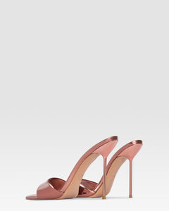 Mules in Texas rose, mirror-effect leather