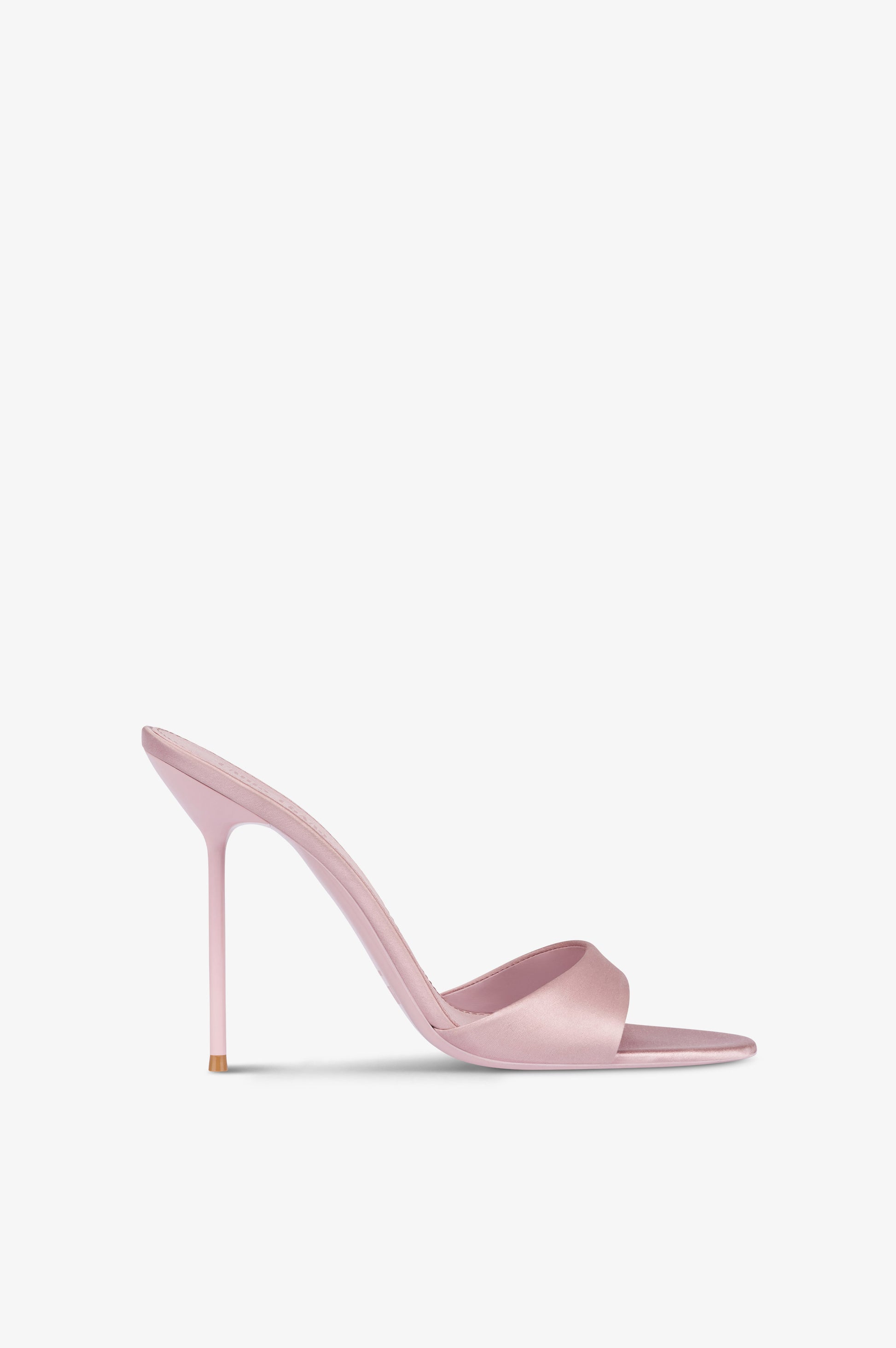 Mules in ballerina pink satin.