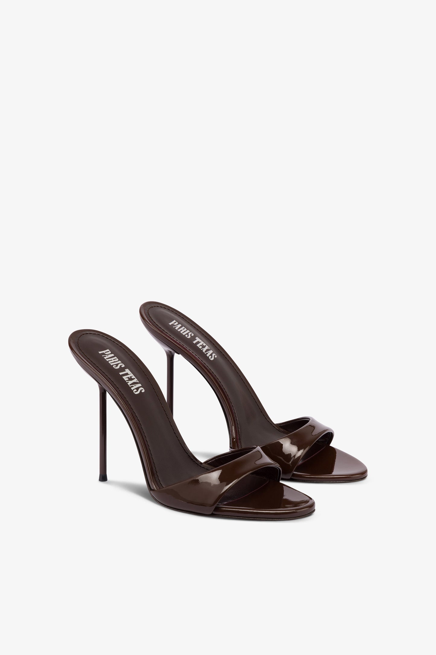 Mules in chocolate patent leather