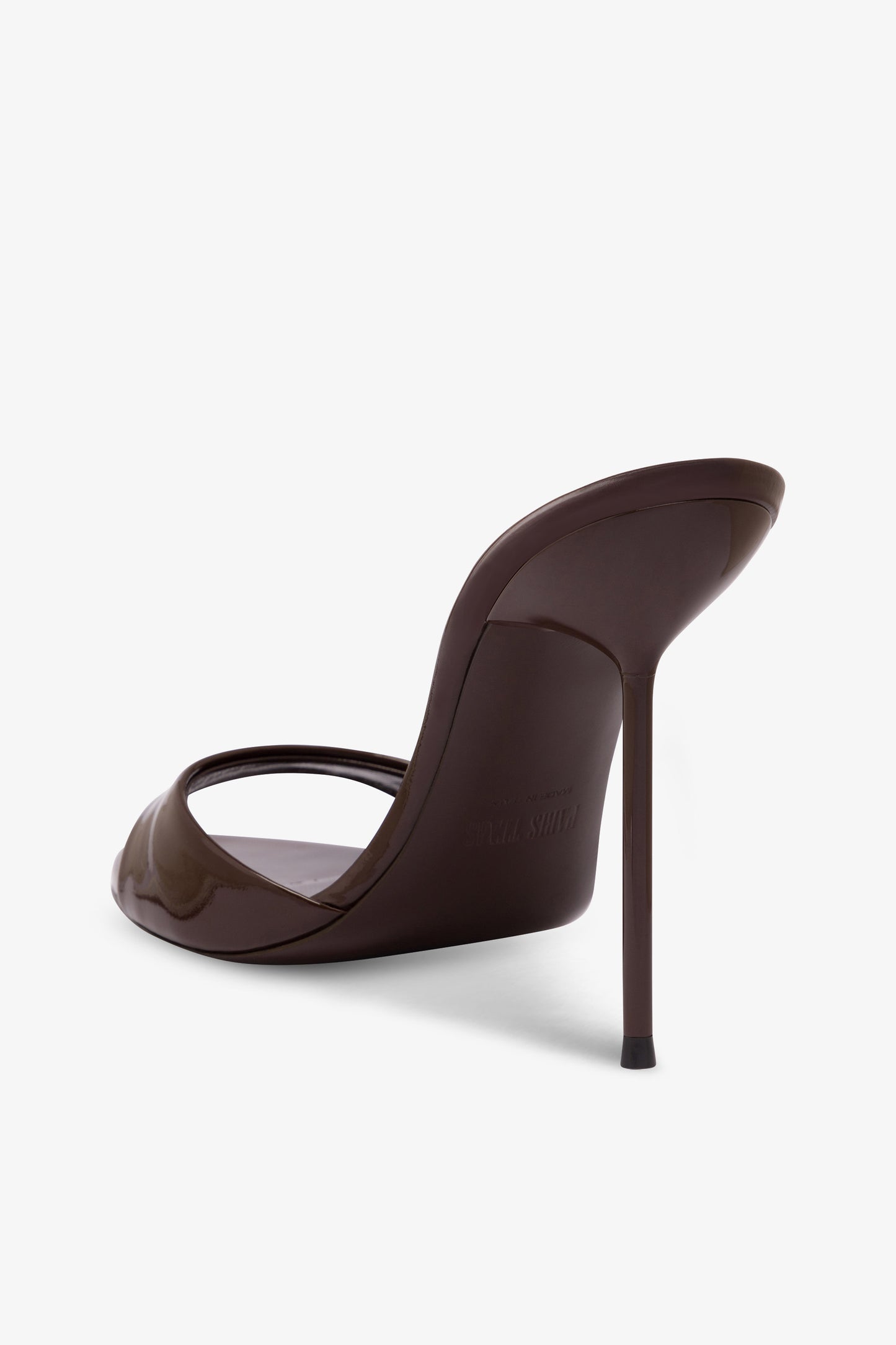 Mules in chocolate patent leather