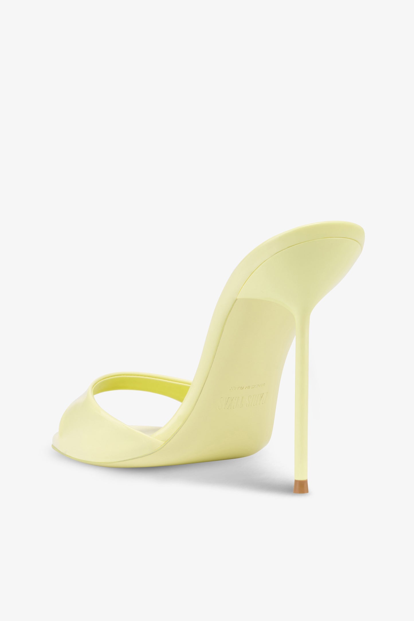 Mules in light yellow patent leather