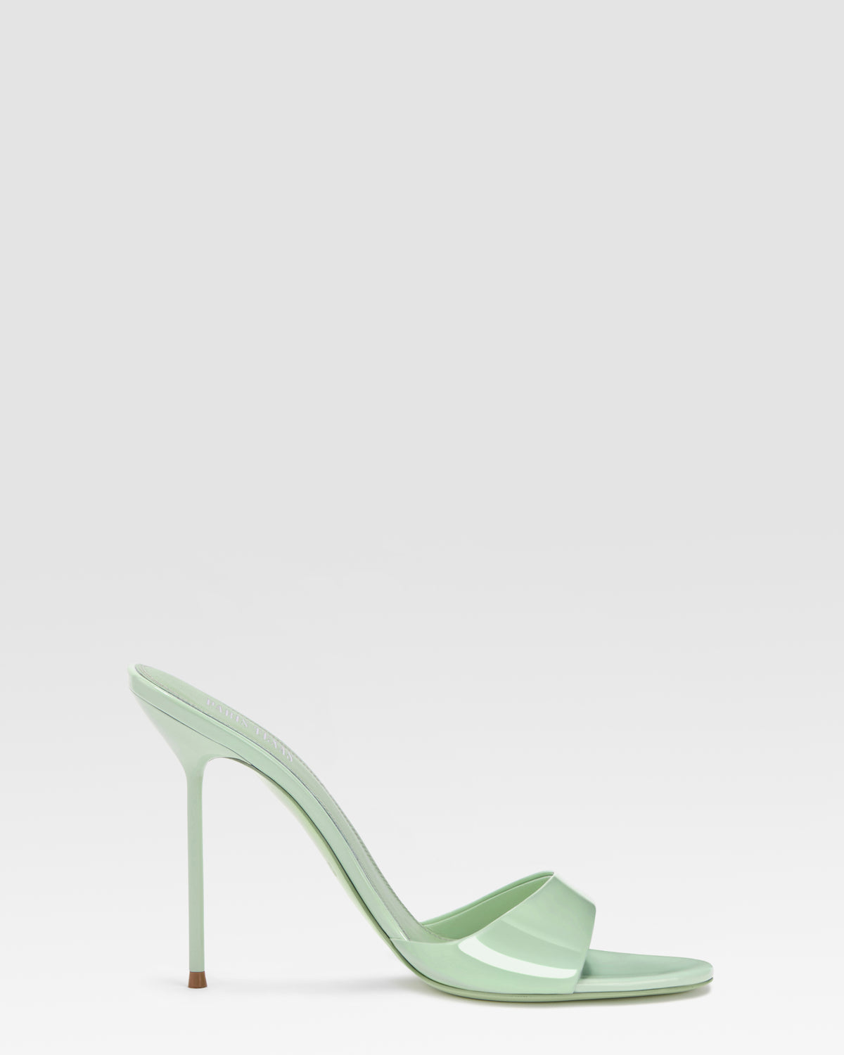 Mule in vernice