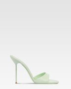 Mules in mint patent leather