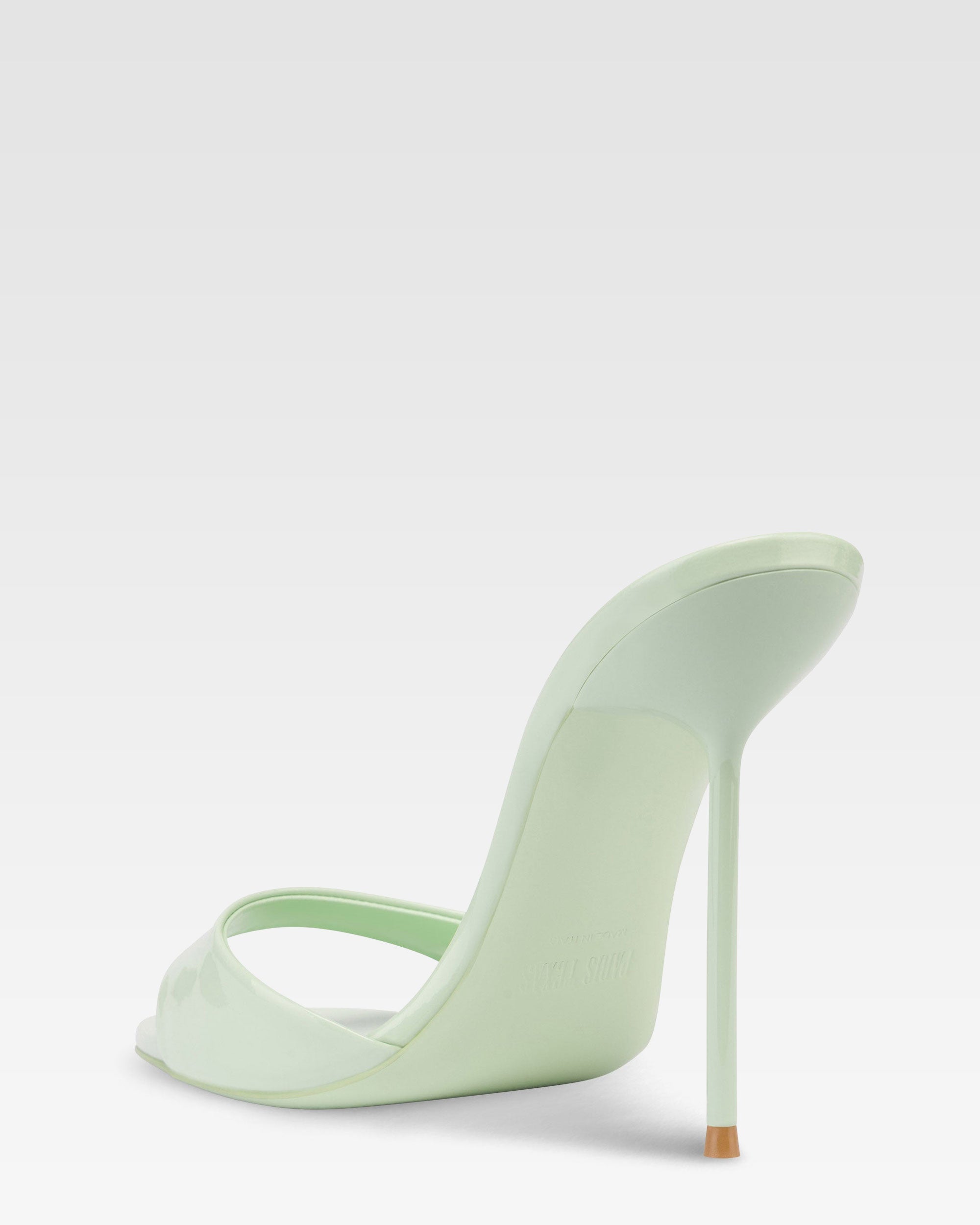 Mules in vernice menta