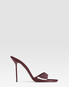 PATENT LEATHER MULE