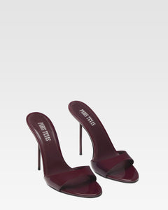 Amarena patent leather mules