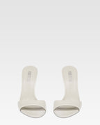 Mules in vernice grigia