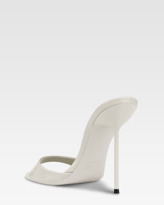 Mules in vernice grigia