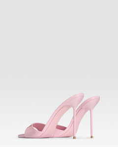 Mules in petal pink patent leather