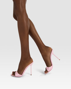 Mules in petal pink patent leather