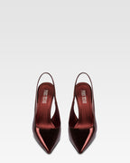 Slingbacks in maroon mirror-effect leather