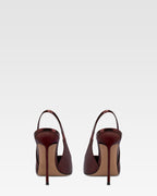 Slingbacks in maroon mirror-effect leather