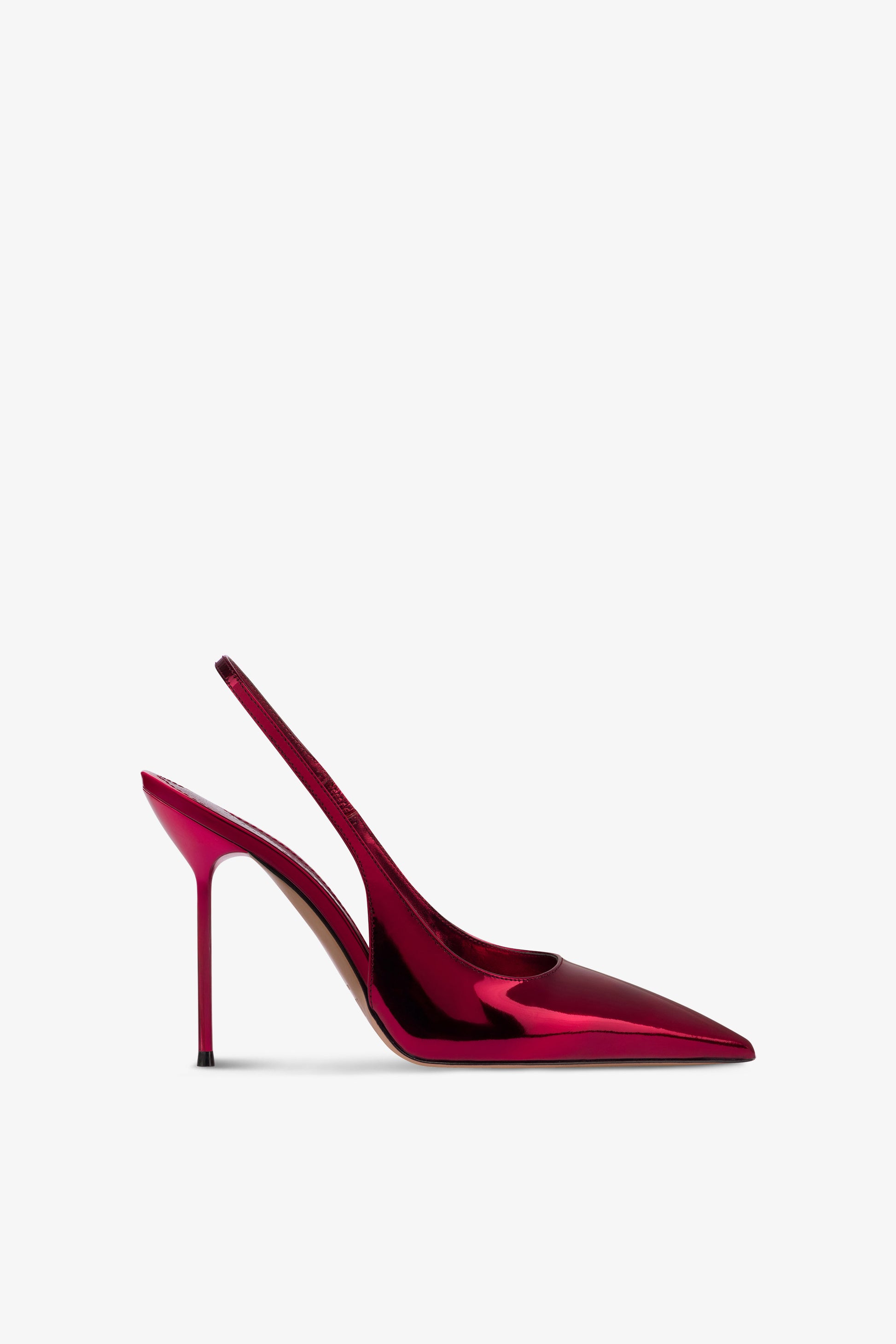 Slingbacks in red mirror-effect leather