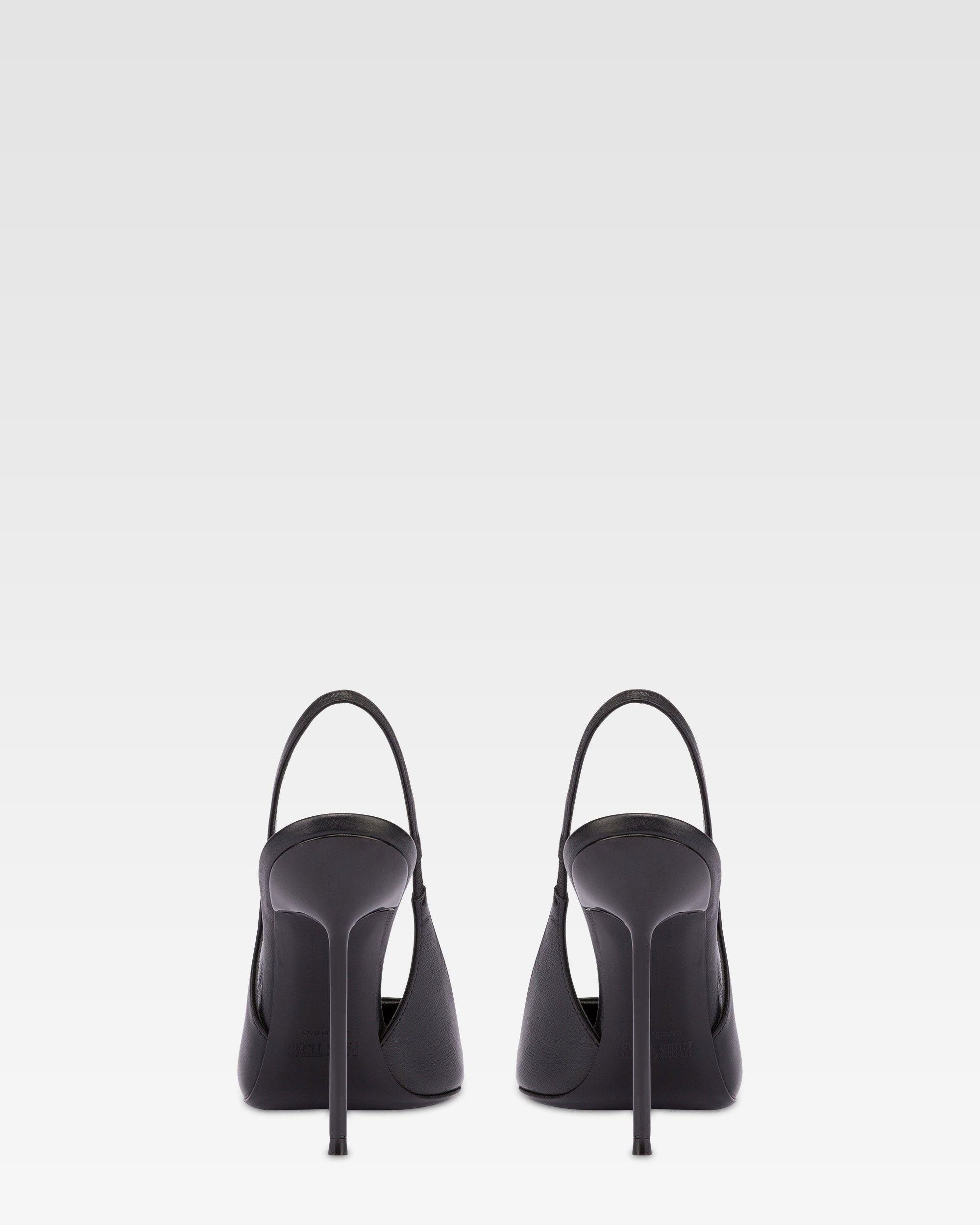 Slingback a punta in morbida pelle nappata nera