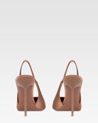 Slingbacks in caramel satin.