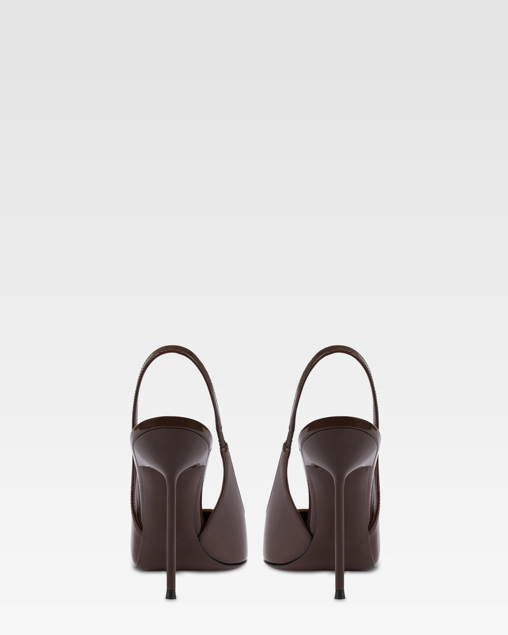 Slingbacks in chocolate patent leather