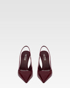 Slingbacks in rouge noir patent leather