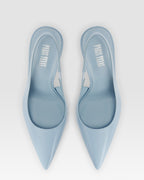 Slingbacks in denim-colored patent leather