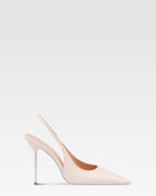 Slingbacks in ivory patent leather