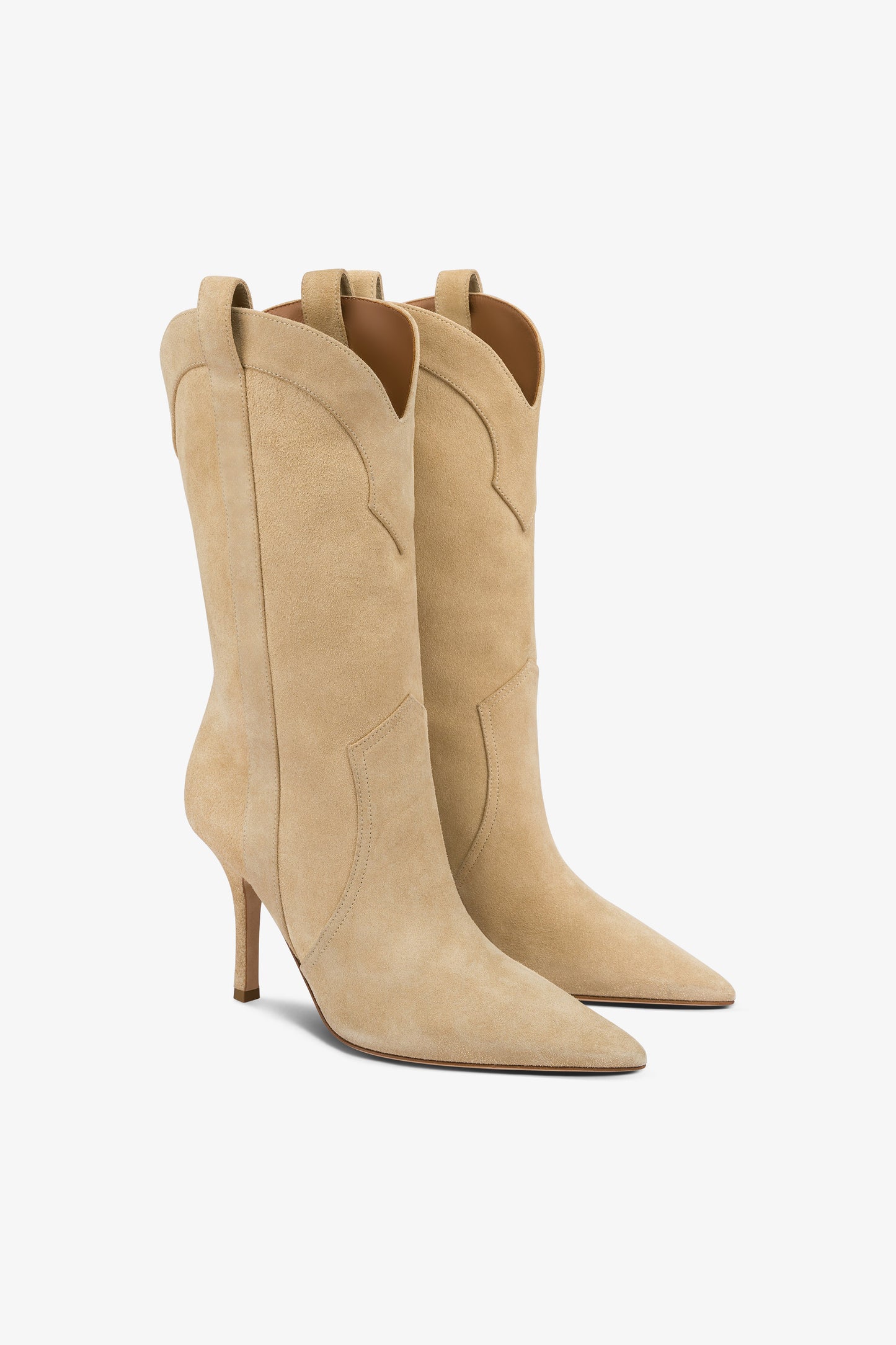 Boots in ecru suede leather