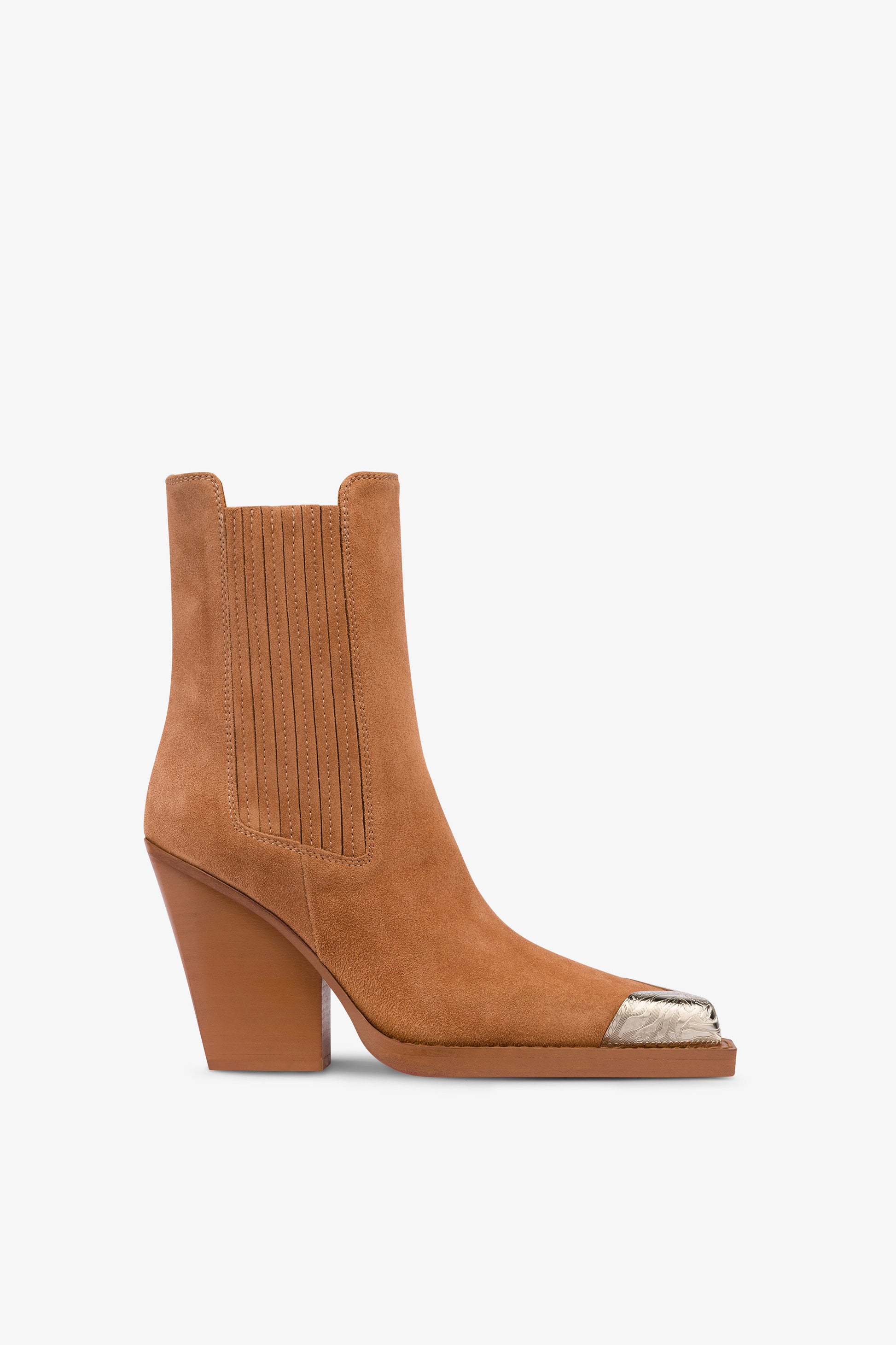 Boots in terracotta suede leather