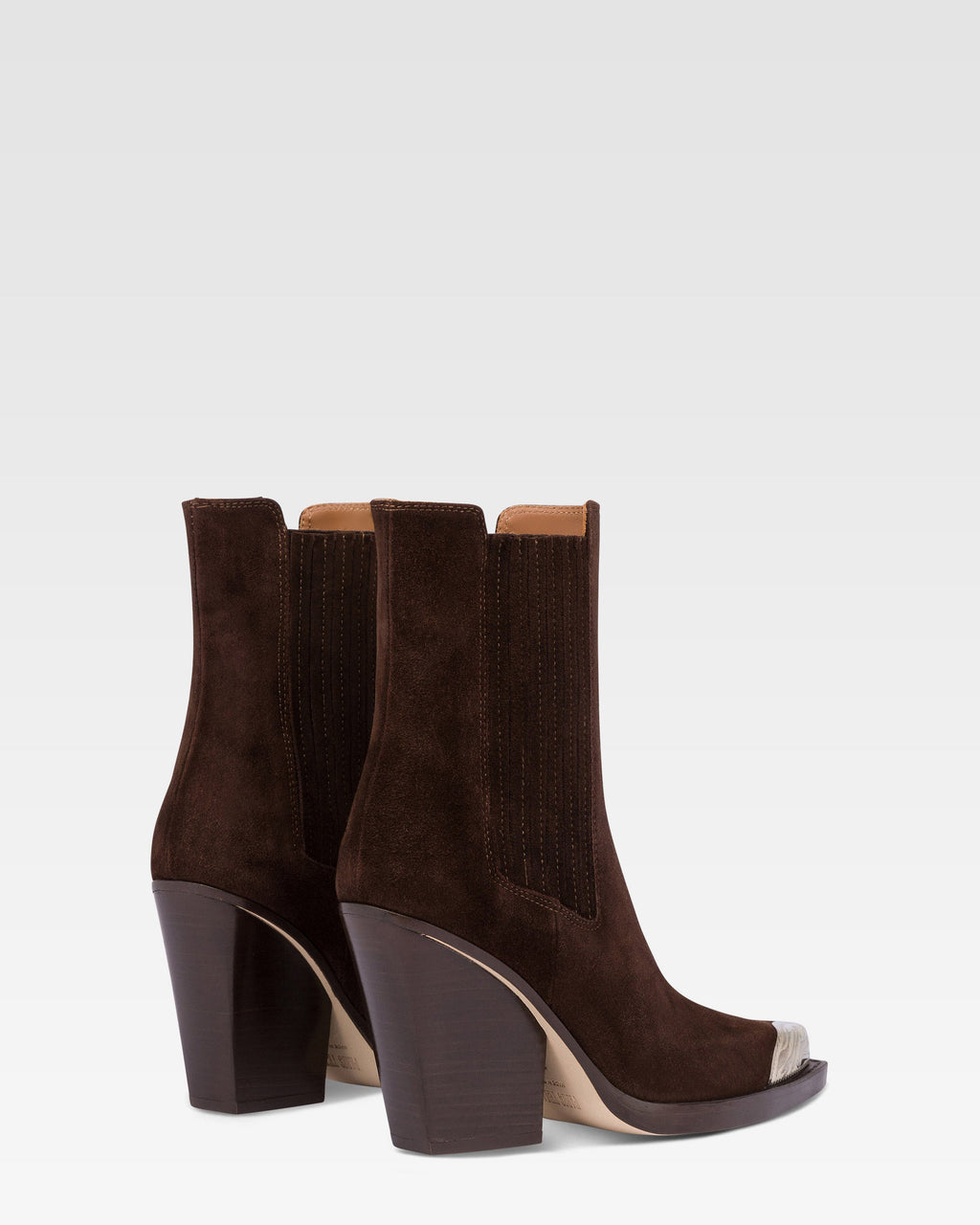 Suede texan ankle boot with metallic toe