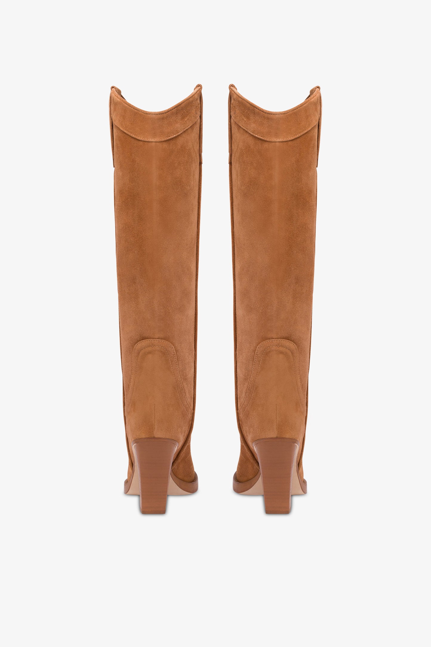 Boots in terracotta suede leather