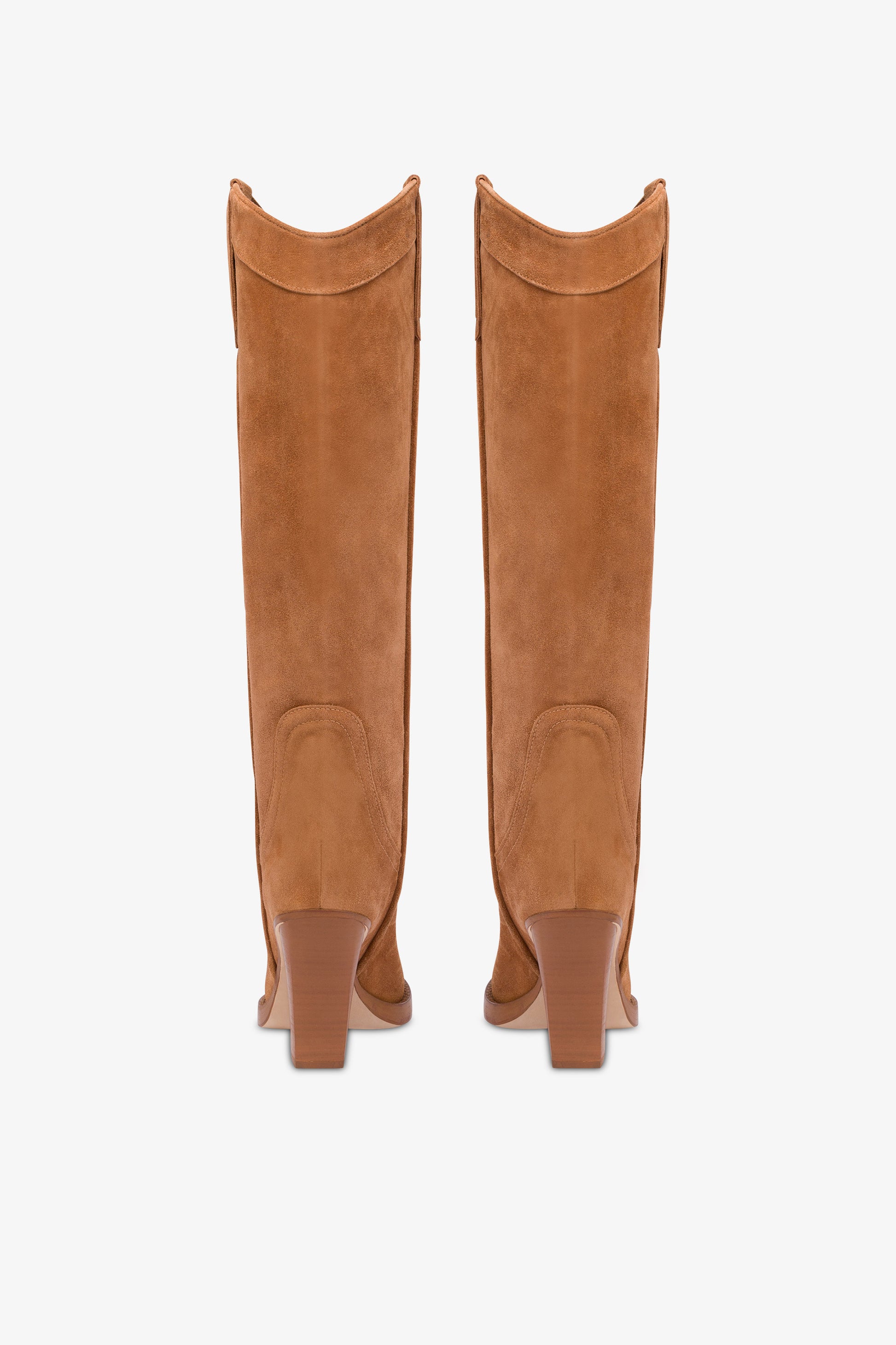 Boots in terracotta suede leather