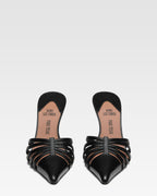 Mule in pelle nera a ragnetto