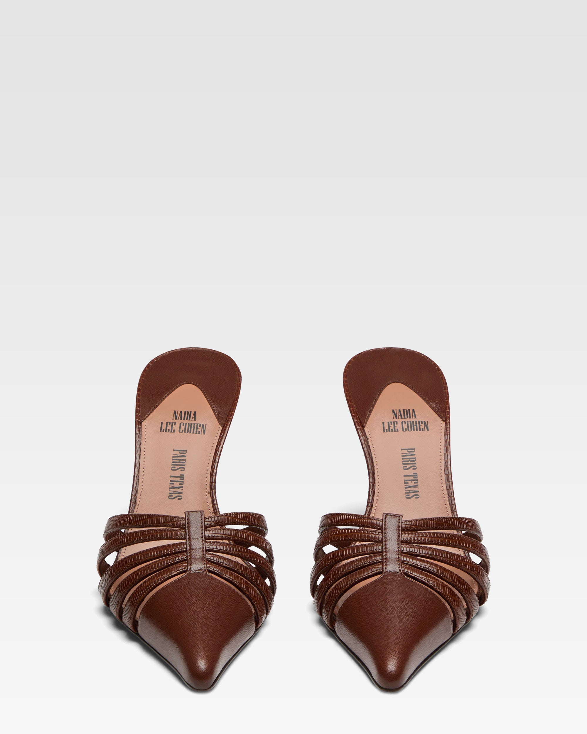Mule in pelle marrone a ragnetto